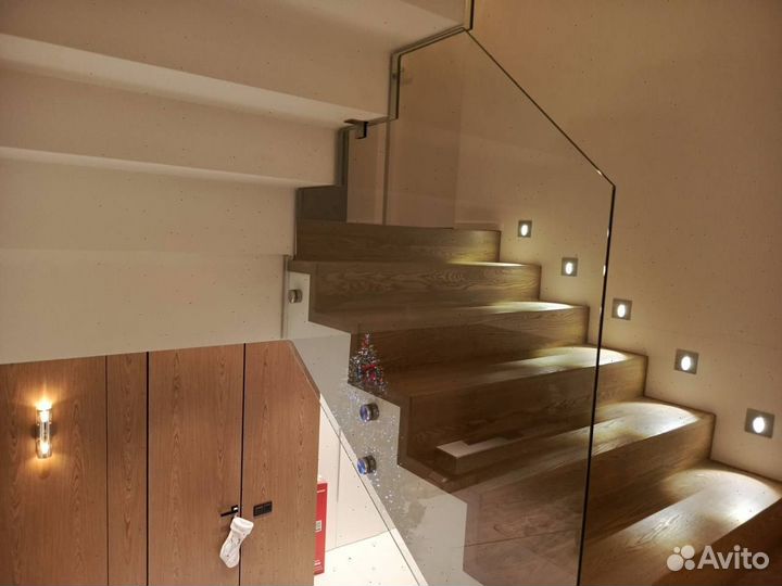 Стеклянные перила для лестниц