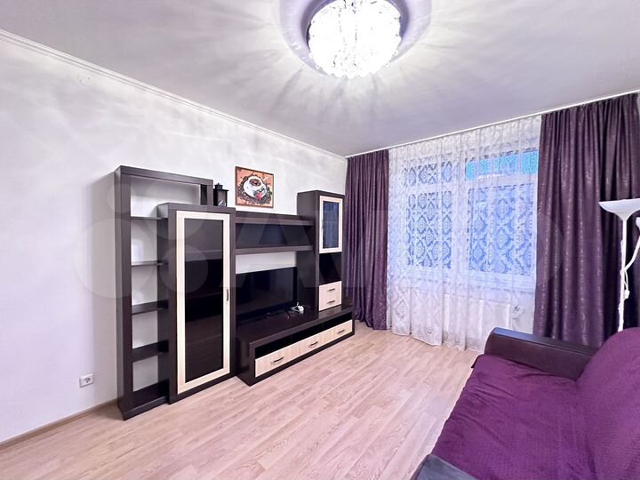 2-к. квартира, 54 м², 8/10 эт.