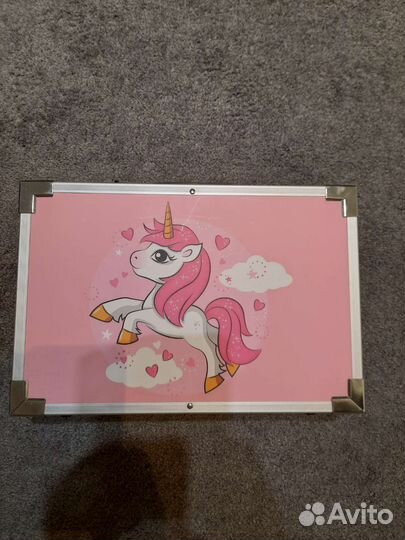 Набор юного художника