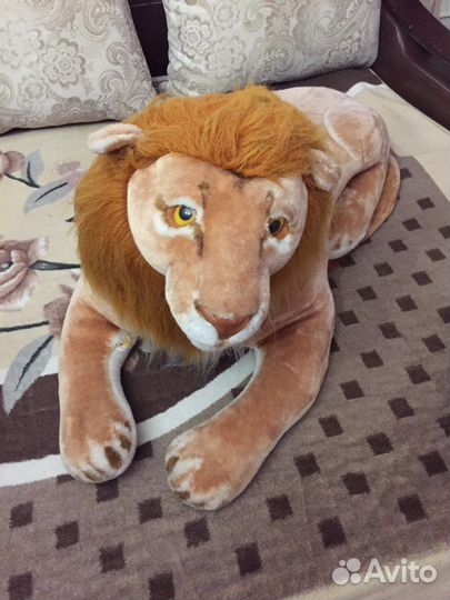 Мягкие игрушки лев