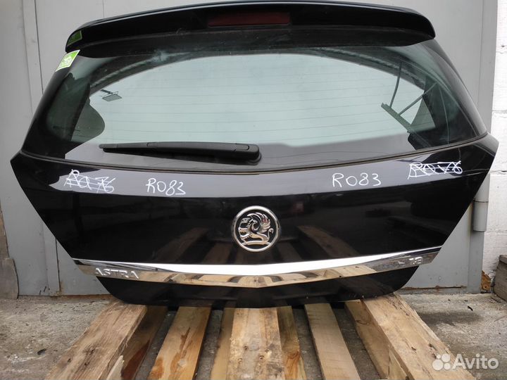 Крышка багажника со спойлером OPC Line Astra H 5Д