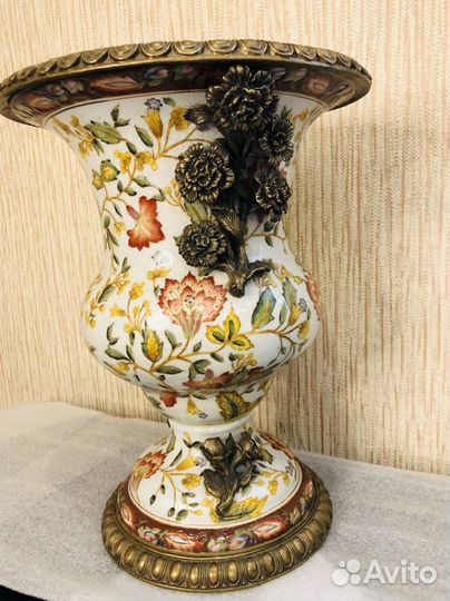 Ваза фарфор, бронза