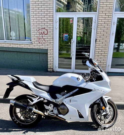 VFR 800F Дилерский