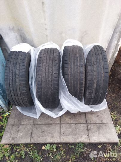 Continental CrossContact LX 215/65 R16 98L