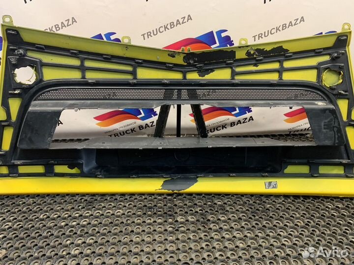 9608856401 Решетка в бампер Mercedes-Benz Actros