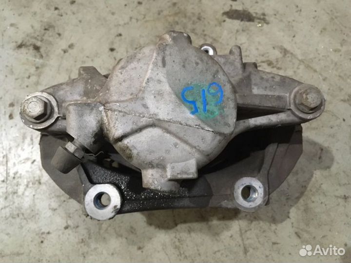 Суппорт передний правый Mercedes-Benz E-Class W211