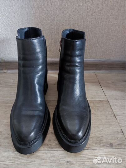 Ботинки женские