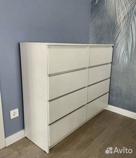 Комод белый. Комод новый