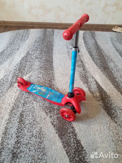 Самокат детский трехколесный