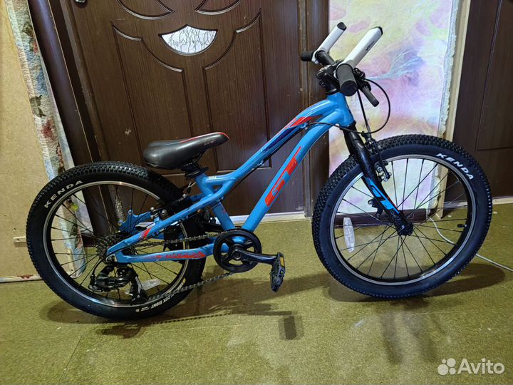 Велосипед gt stomper ace 20