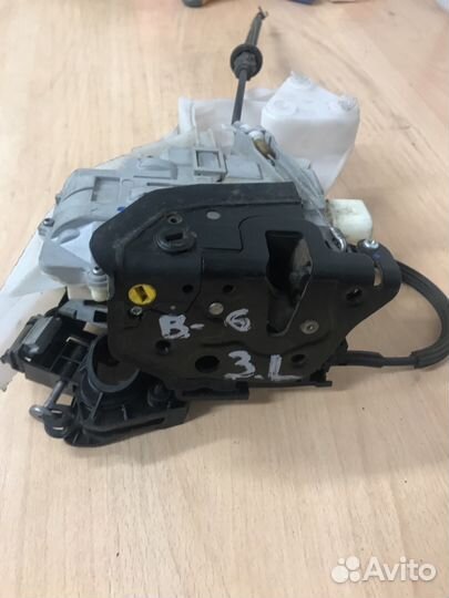 Замок З/П З/Л двери Фольксваген Пассат Б6