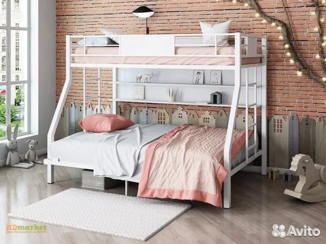Двухъярусная кровать металлическая