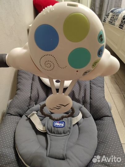 Шезлонг детский chicco