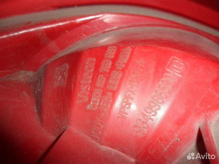 Фонарь задний правый 9649986580 задний правый