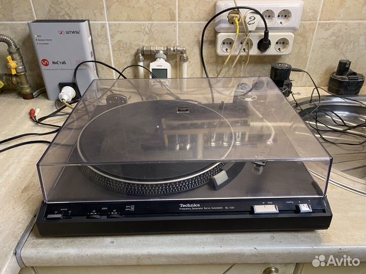 Виниловый проигрыватель Technics sl-221