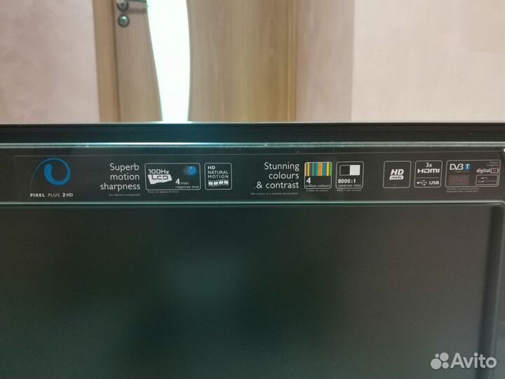 Телевизор Philips 32 дюйма