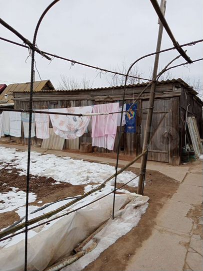 Дом 69 м² на участке 4,37 га