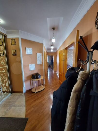 3-к. квартира, 100 м², 7/9 эт.