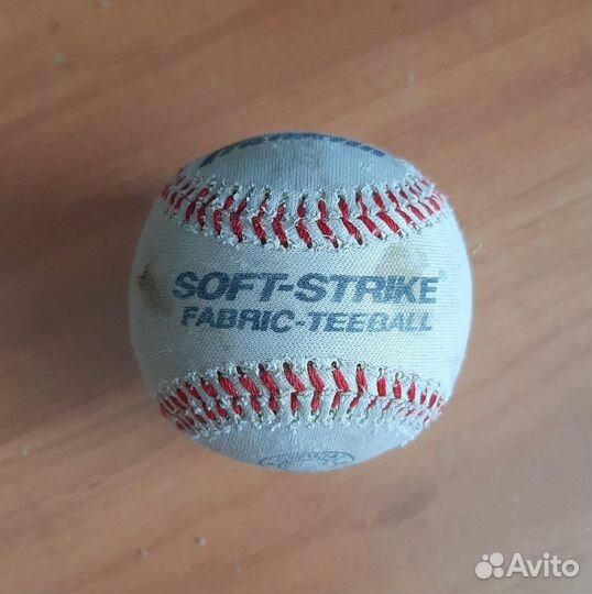 Бейсбольный мяч