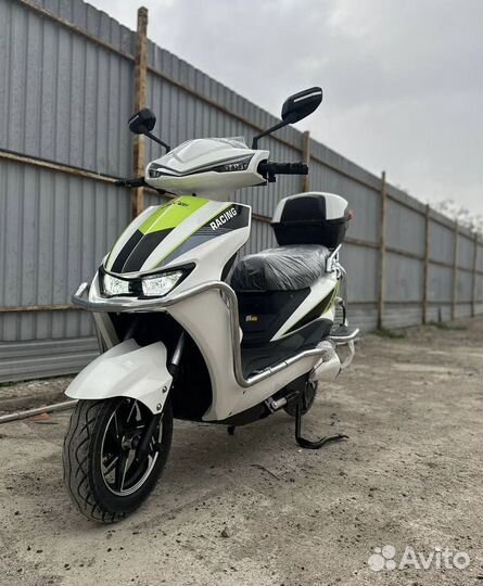 Электроскутер Zhi710 street новый