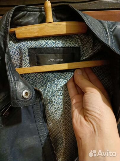 Кожаная куртка Toto