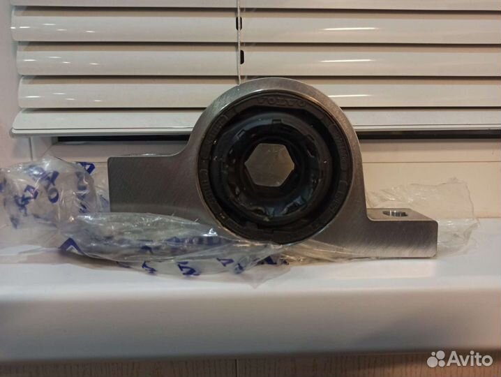 Сайлентблок рычага передней подвески volvo