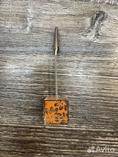 Универсальный держатель для фото/заметок