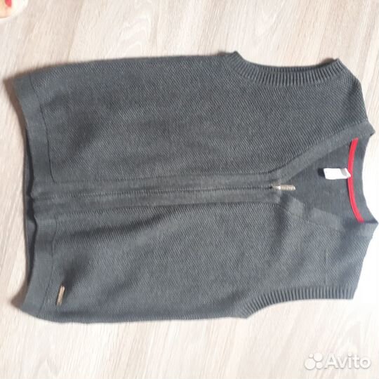Жилет школьный серый