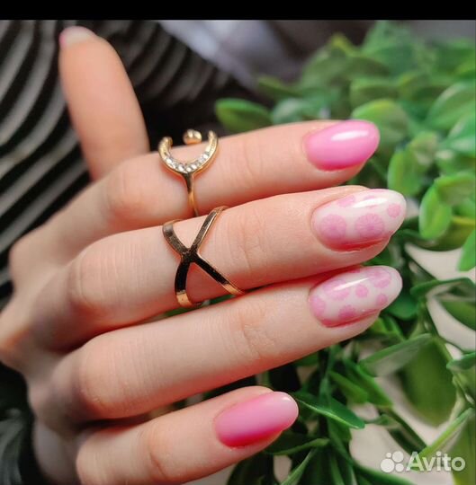 Маникюр с покрытием, м. Коломенская