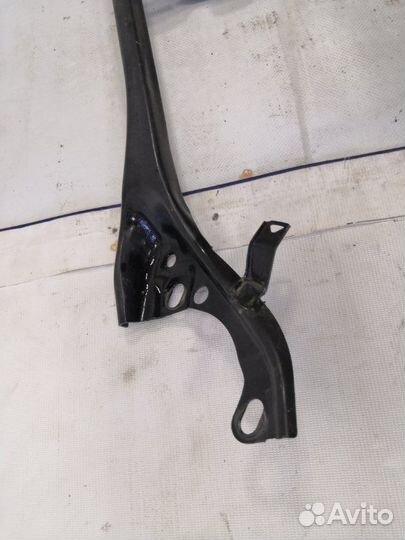 Распорка кузова Toyota Harrier MCU15W 1mzfe