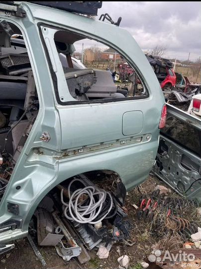 Крыло заднее левое Nissan Liberty