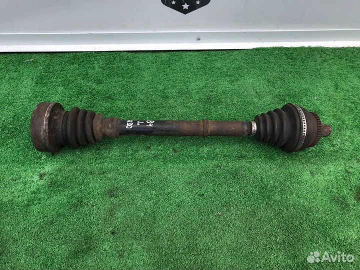 Полуось (привод) передний левый (L) Audi 80