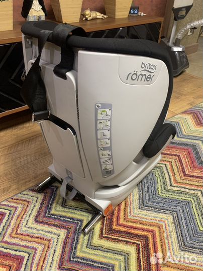 Автокресло britax romer