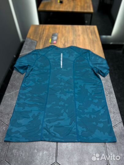 Футболка Under Armour тренировочная