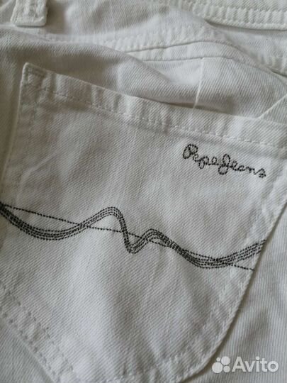 Джинсы белые