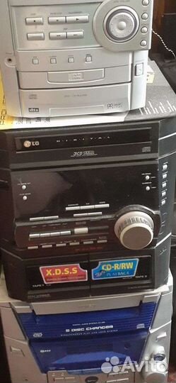 Муз центр LG,Радио,AUX,двумя2х полосными колонками