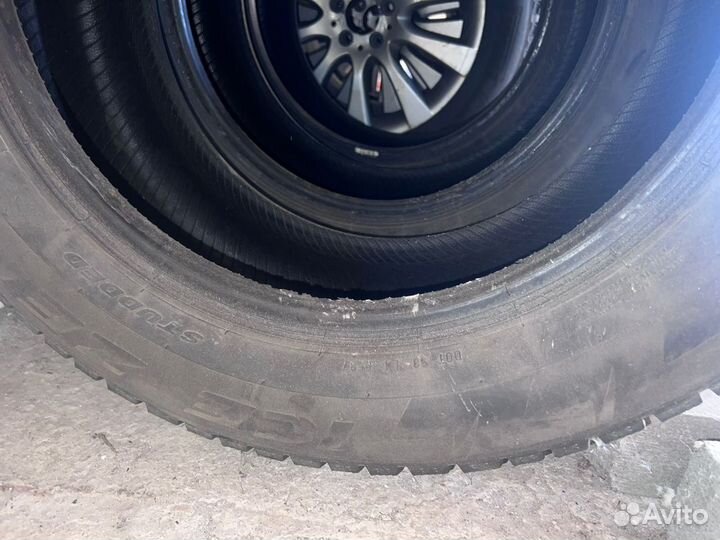 Pirelli Scorpion Ice Zero 2 255/55 R18