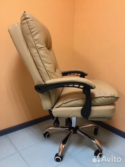 Офисное кресло (геймерское). Кресло для директора