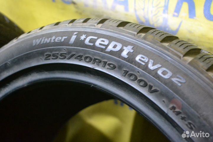 Hankook Winter I'Cept Evo2 W320 255/40 R19