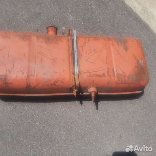 Топливный бак от комбайна дон