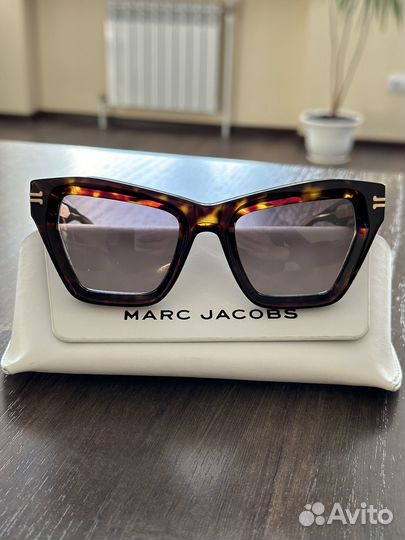 Солнцезащитные очки женские marc jacobs