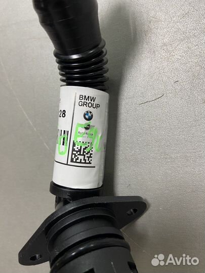 Трубка вентиляционная BMW F10/F11 11127584128