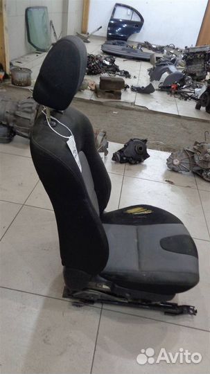 Сиденье переднее левое Mazda 3 bk 2003-2009
