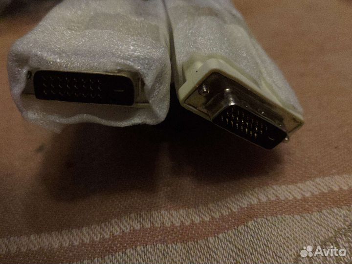 Провода подключения для телевизором или монитором