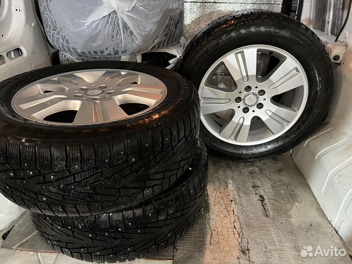 Комплект зимних колес ориг. R18/255/55 Mercedes