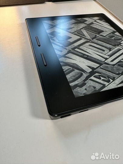 Amazon Kindle Oasis 4 GB 2016 (8 поколение) Wi-Fi