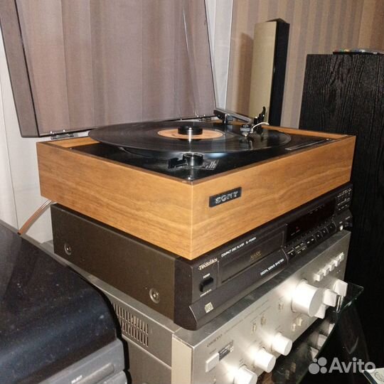 Проигрыватель винила sony ps-110