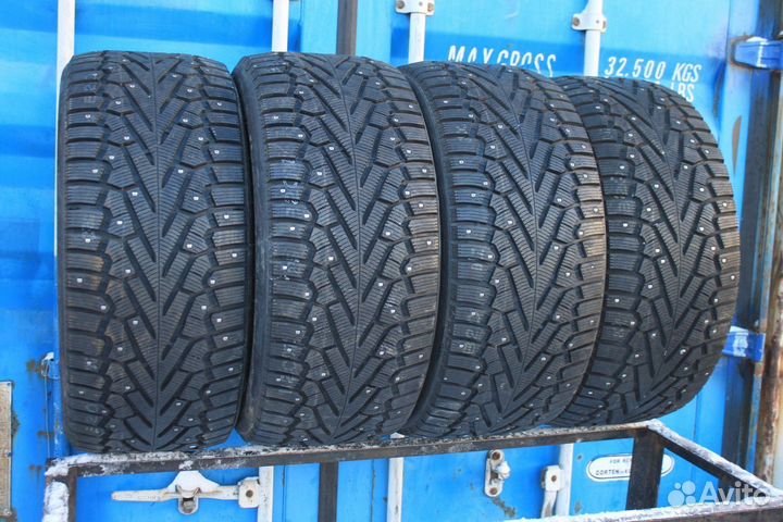 Pirelli Ice Zero 295/40 R21 109W