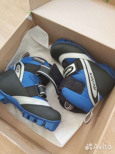 Лыжные ботинки