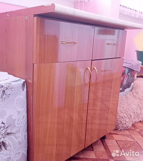 Рабочий стол для дачи